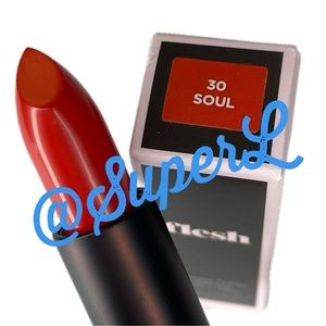 2/$15 NEW FLESH BEAUTY STRONG FLESH LIPSTICK in Soul Red Lip